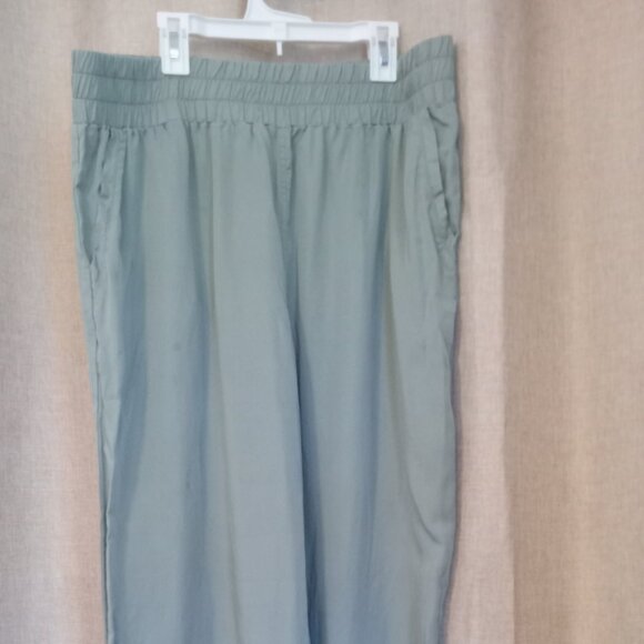 Wide leg pants - Picture 1 of 3